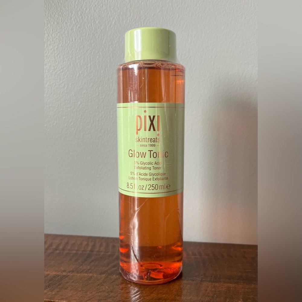 Pixi Glow Tonic Exfoliating Toner 250 mL